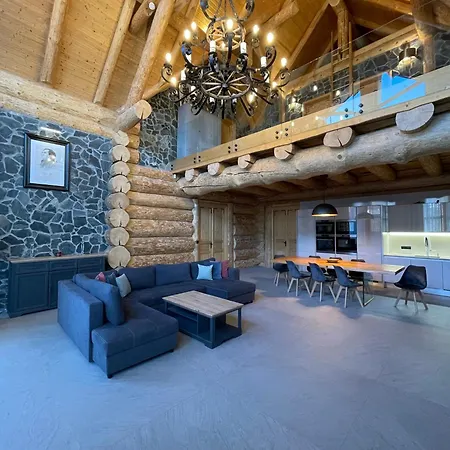 Zrub Mrazik * Велька-Ломница